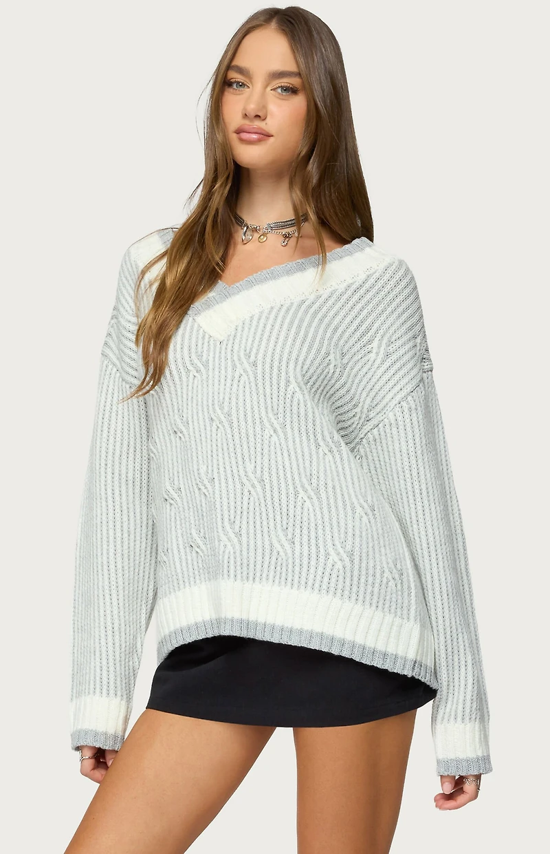 Edikted Lila v Neck Cable Knit Sweater