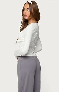 Edikted Lovisa V Neck Long Sleeve Top