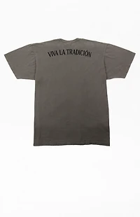 Modelo Glasses Mosaic T-Shirt