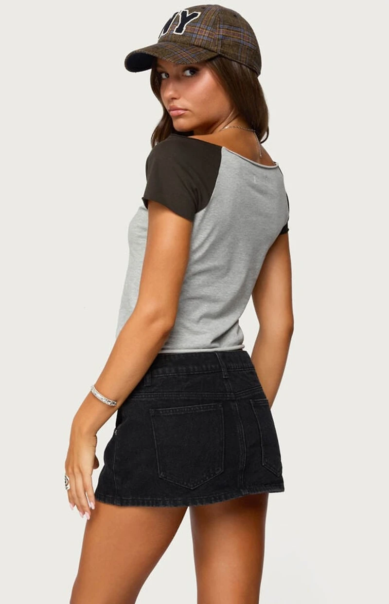 Edikted Liva Contrast Raglan T-Shirt