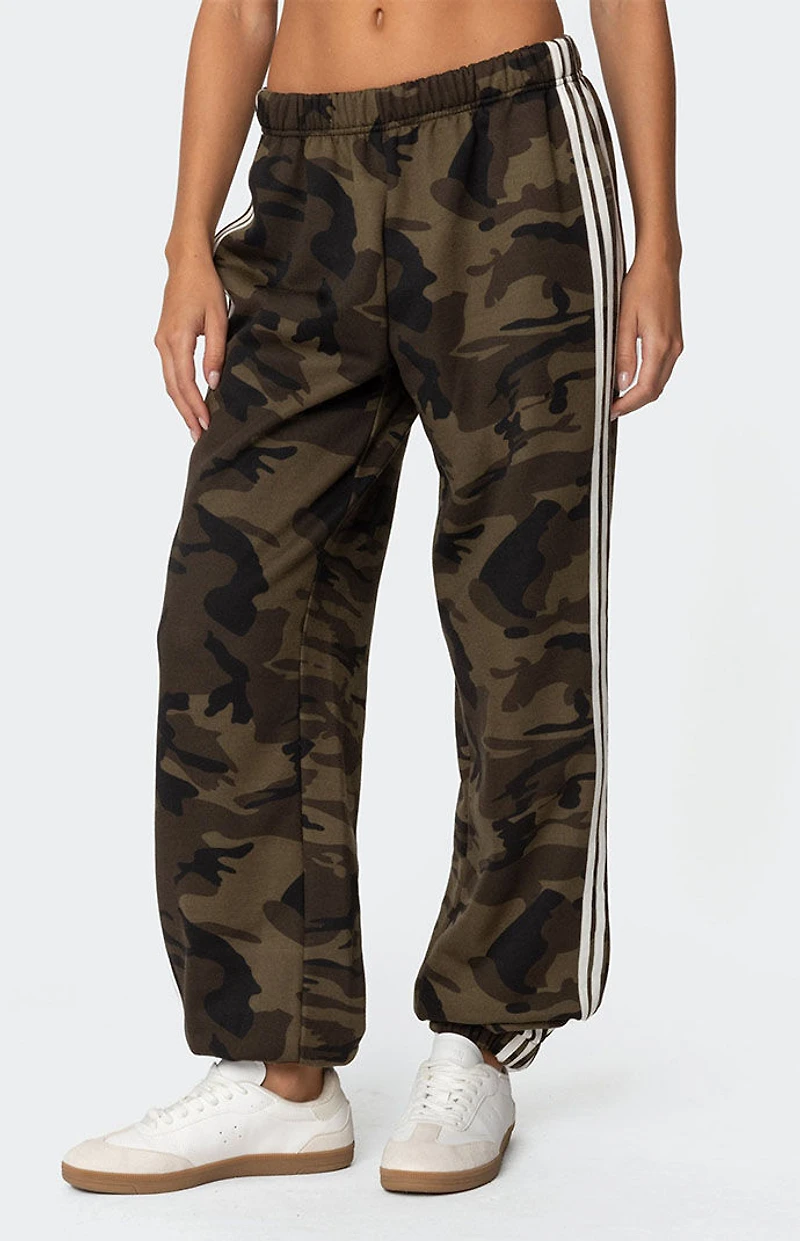 Edikted Camo Contrast Striped Sweatpants