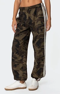 Edikted Camo Contrast Striped Sweatpants