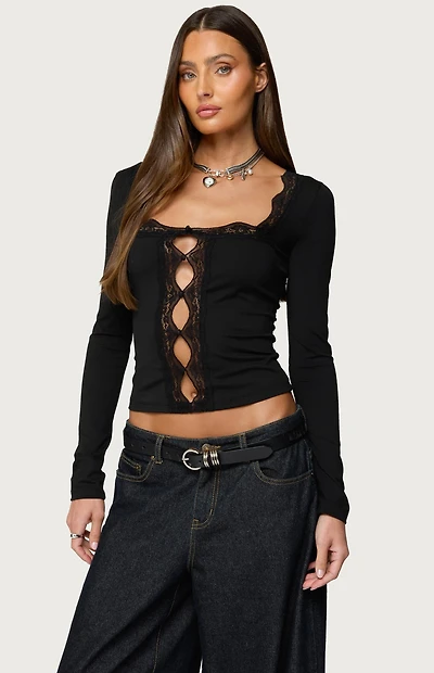 Edikted Zeya Lacey Keyhole Top