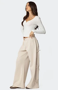 Edikted Claudette Baggy Ribbon Sweatpants