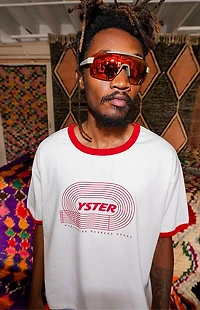 OYSTER EXPEDITION Track Worldwide Ringer T-Shirt
