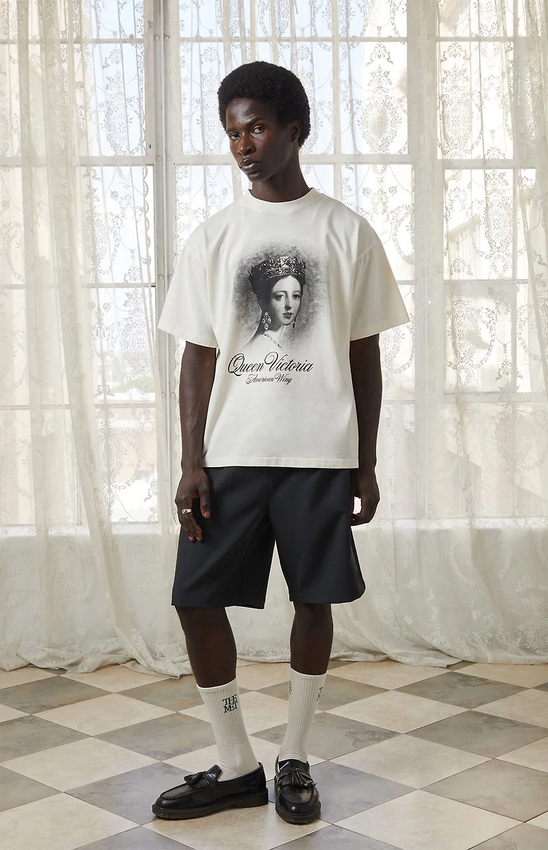 The Met x Pacsun Queen Victoria T-Shirt