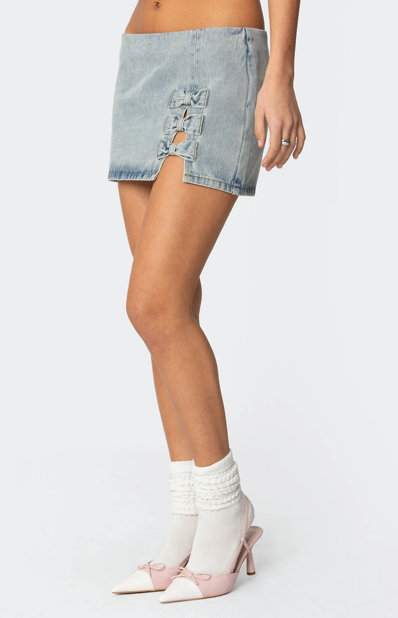Edikted Bowdie Washed Denim Mini Skirt