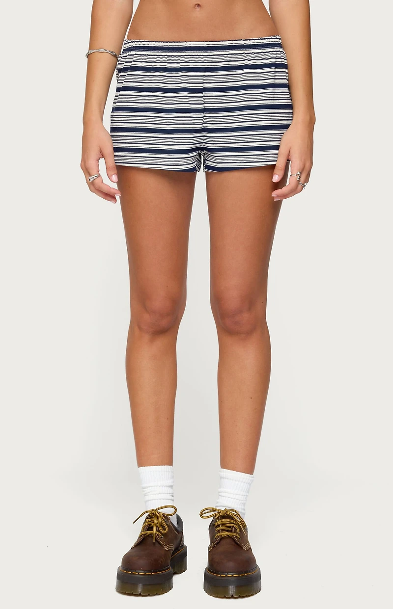 Edikted Glennon Striped Shorts