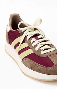 adidas Women's Brown RUN 70s 2.0 Sneakers