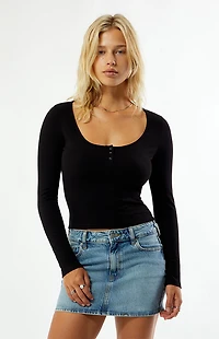 Your Favorite Naomi Scoop Button Long Sleeve Top