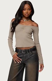 Edikted Cambria Ribbed Off Shoulder Top