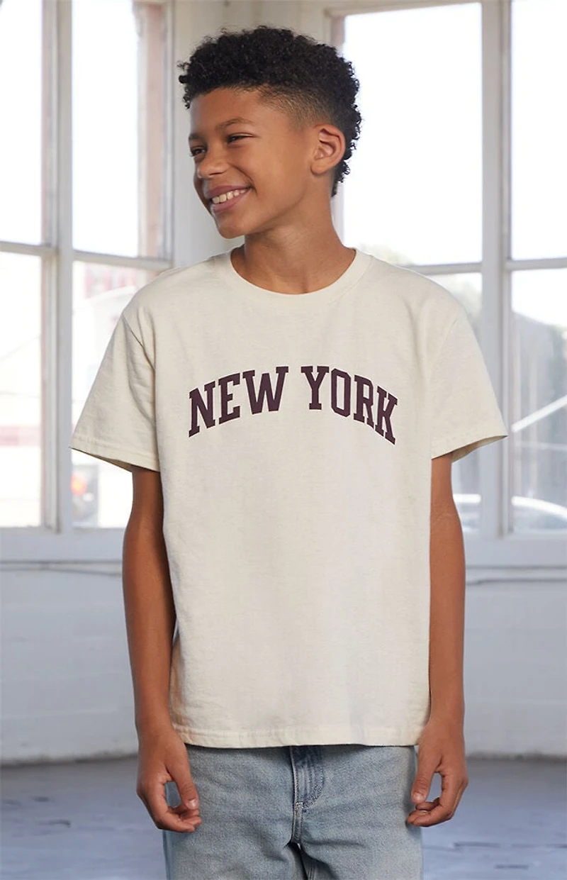 The Met x Pacsun Kids Fifth Avenue T-Shirt
