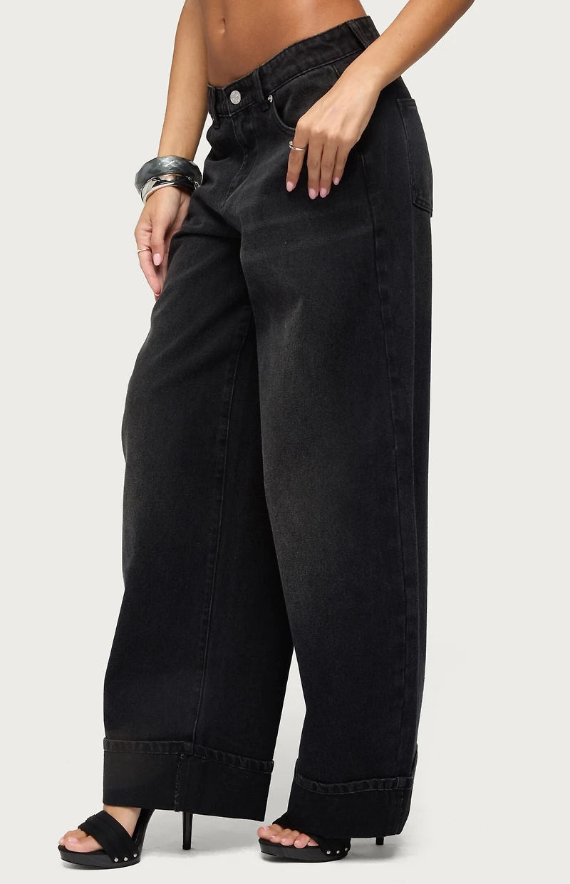 Edikted Kella Low Rise Baggy Jeans