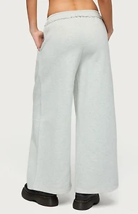 Edikted Petite Kori Oversized Sweatpants