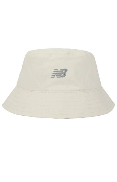 New Balance Flying Logo Linen Bucket Hat