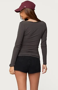 Edikted Alefa Scoop Neck Long Sleeve Top
