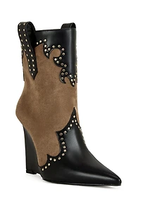 AZALEA WANG Tallulah Cogna Western Wedge Booties