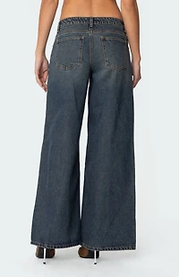 Edikted Laney Vintage Washed Low Rise Jeans