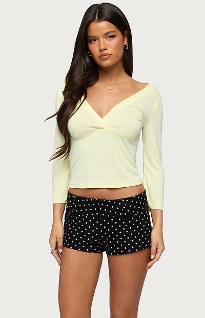 Edikted Mar V Neck Quarter Sleeve Top