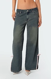 Edikted Bow Slitted Vintage Washed Jeans