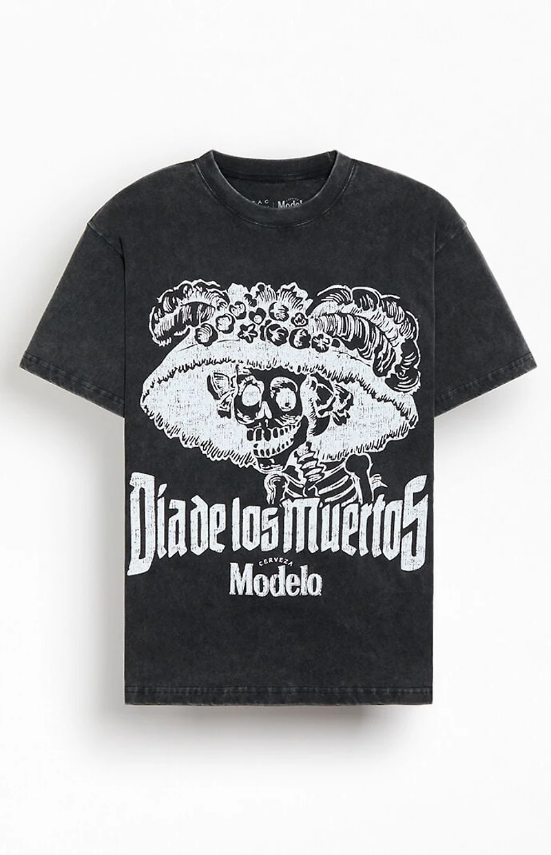 Modelo La Catrina Dia De Los Muertos T-Shirt