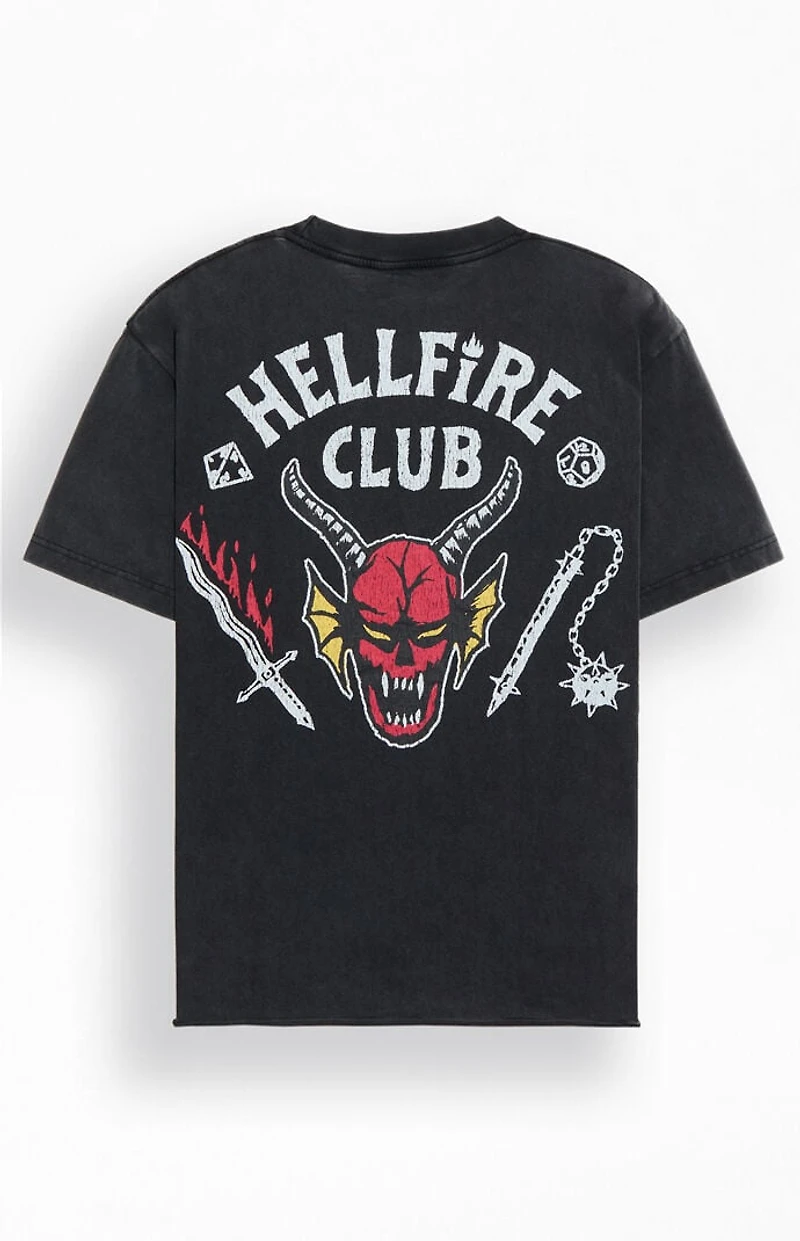 Netflix x Stranger Things Hellfire Club Cropped T-Shirt