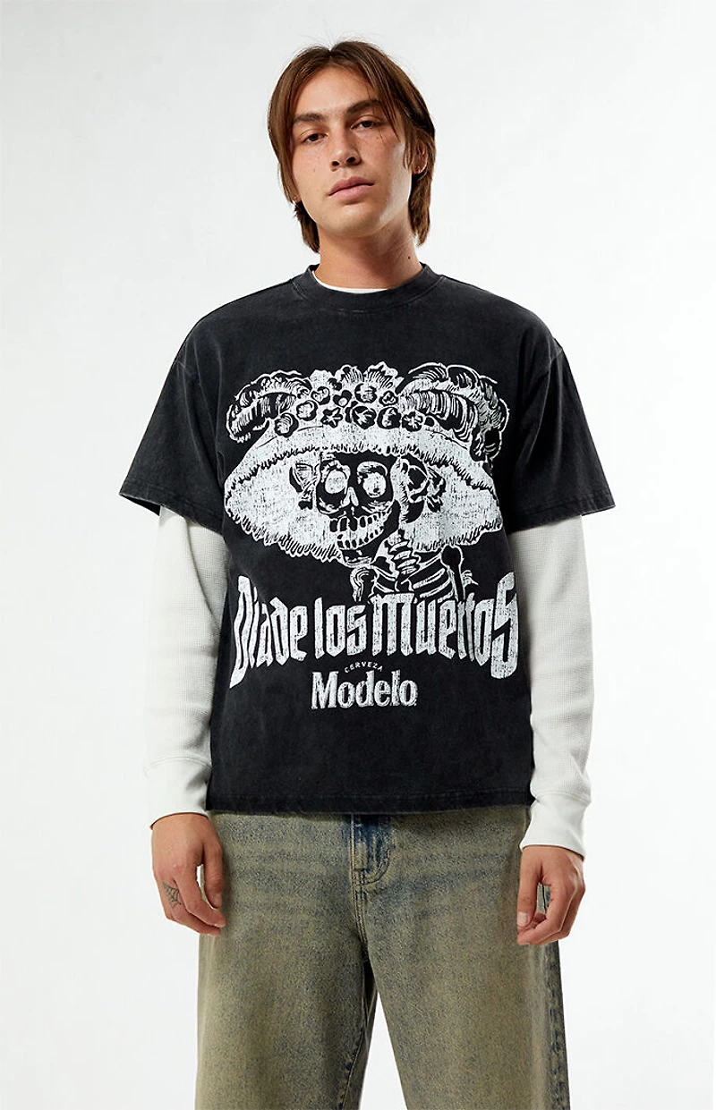 Modelo La Catrina Dia De Los Muertos T-Shirt