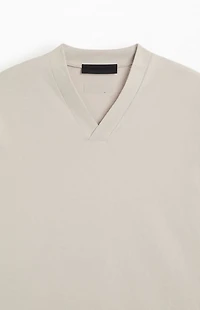 Fear of God ESSENTIALS Silver Cloud V-Neck T-Shirt