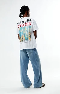 Oyster EXPEDITION The World Is Your T-Shirt