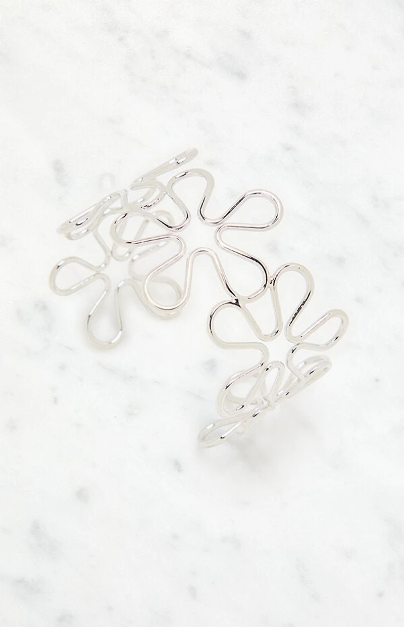 LA Hearts Flower Ear Cuff