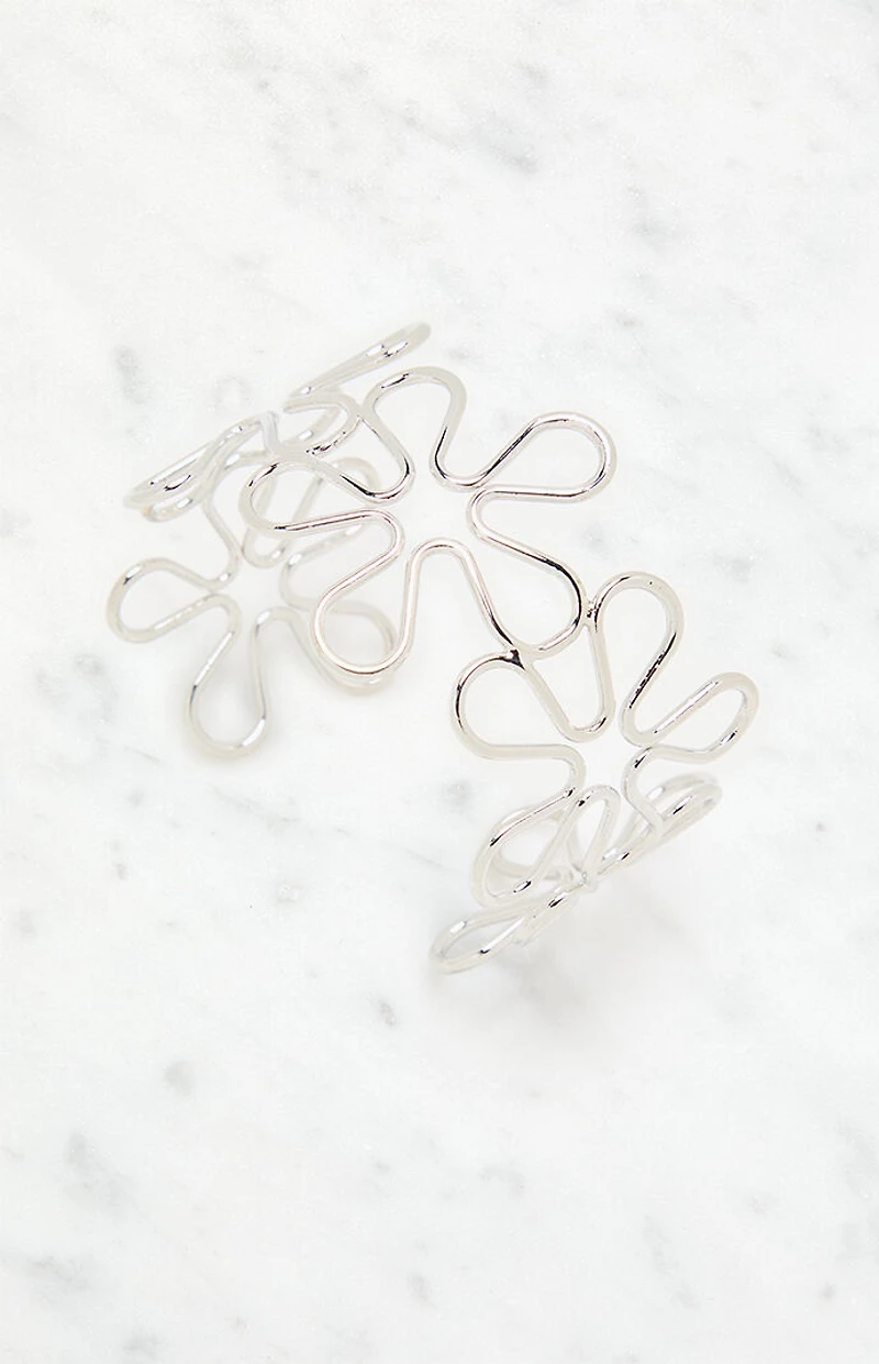 LA Hearts Flower Ear Cuff