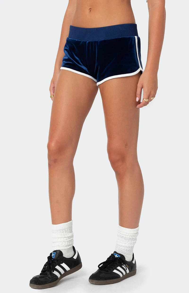 Edikted 08 Velour Shorts