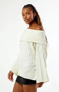 WEWOREWHAT Off-The-Shoulder Oversized Sweater