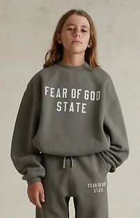 Fear of God ESSENTIALS Kids Moss '90s Fit Fleece Crew Neck Sweatshirt