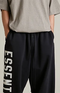 Fear of God ESSENTIALS Black Heavy Fleece Relaxed Sweatpants