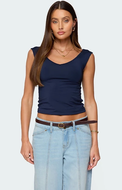 Edikted Angeline Wide v Neck Top