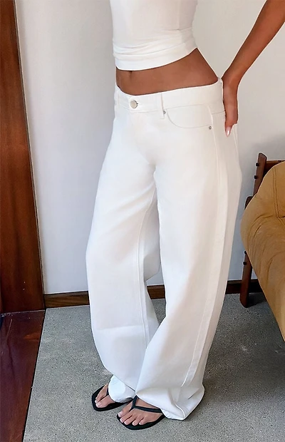 Tiger Mist Maliya White Low Rise Barrel Jeans