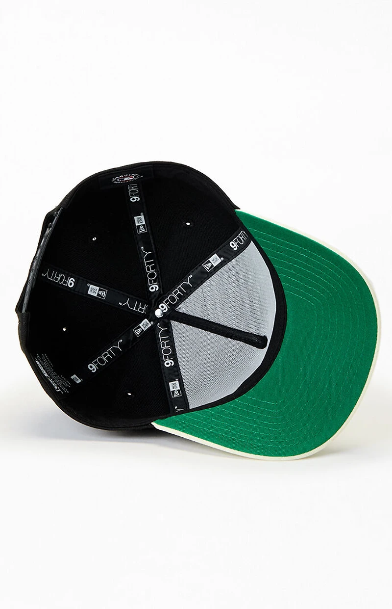 New Era 2022 Sideline 9TWENTY Strapback Dad Hat