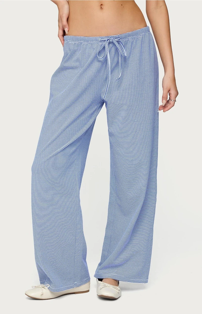 Edikted Petite Olivia Striped Loose Fit Pants