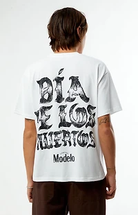Modelo Salud Dia De Los Muertos T-Shirt