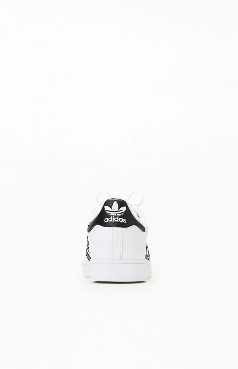adidas Women's Ozelia Sneakers