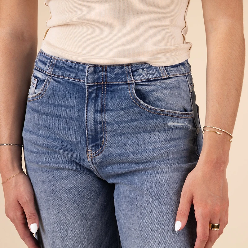 The Shelly Wide Crop Jeans