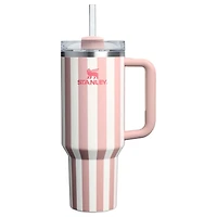 The 40oz Quencher H2.0 Flowstate™ Tumbler in Peach Whip Cabana