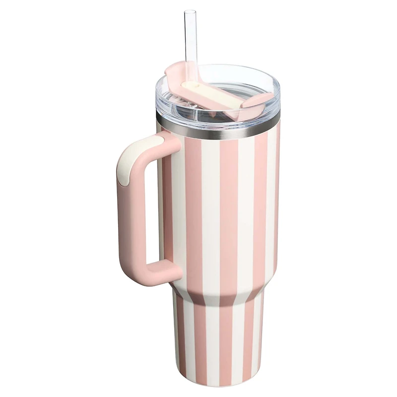 The 40oz Quencher H2.0 Flowstate™ Tumbler in Peach Whip Cabana