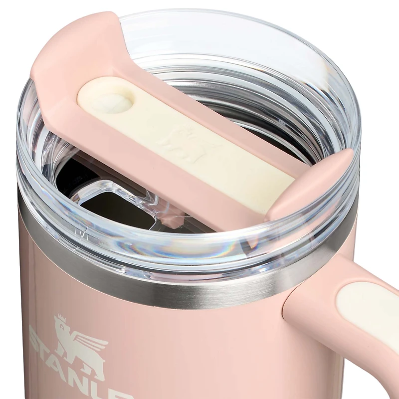 The 30oz Quencher H2.0 Flowstate™ Tumbler in Peach Whip Gloss