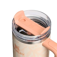 The 30oz Quencher H2.0 Flowstate Tumbler in Apricot Palms