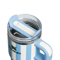 The 20oz Quencher H2.0 Flowstate™ Tumbler in Cornflower Cabana