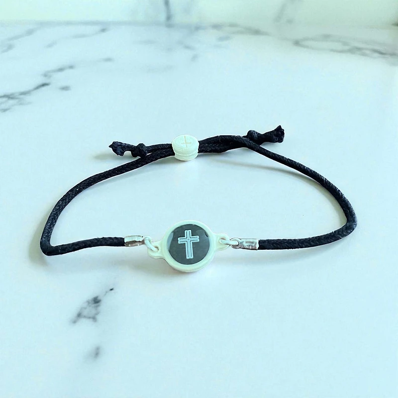 Tap To Pray Onyx Adjustable String Bracelet