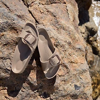 Women's Madrid Big Buckle EVA Sandals Gray Taupe