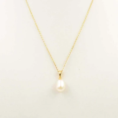 Pearl Pendant Necklace